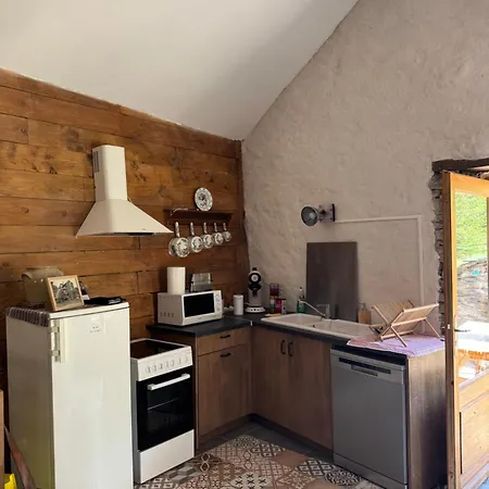 La Grange De Jean Et Claude * Barre-des-Cévennes